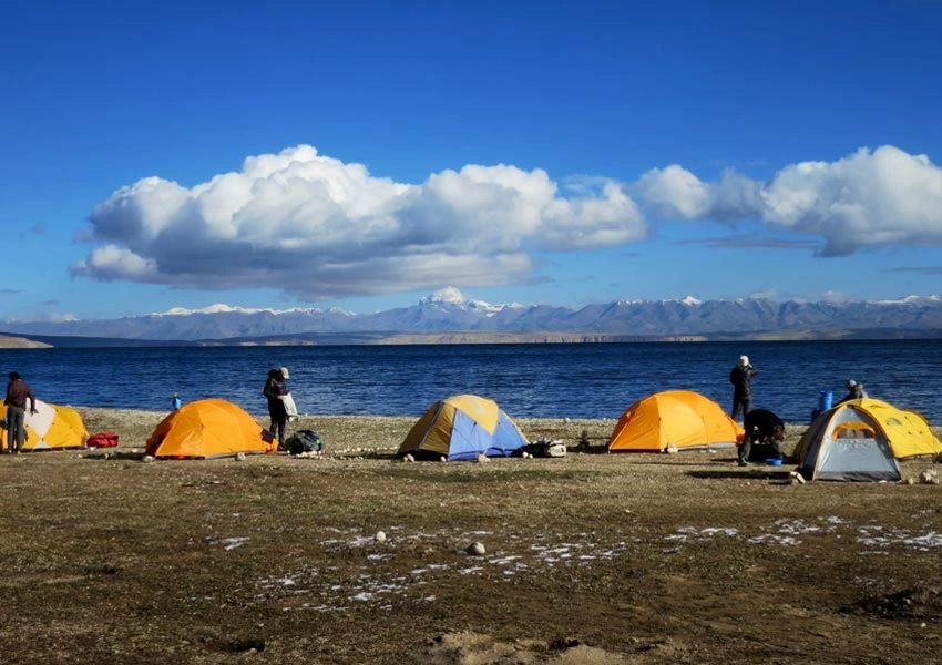 Tented campsite near Mount Kailash